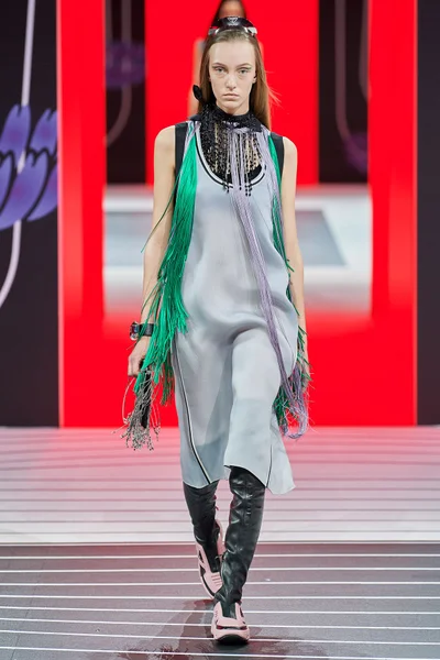 Look 56